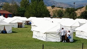 Φαρκαδόνα: Πρόσφυγες στον τόπο τους οι πλημμυροπαθείς