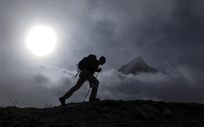Εντοπίστηκαν σώοι τρεις Τρικαλινοί ορειβάτες 