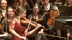 28χρονη ολλανδή βιολίστρια παίζει Τσιτσάνη - Πως "γνώρισε" τη μουσική του (Βίντεο)