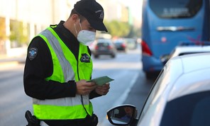 Βαρύ μεθύσι, βαριές ποινές για δυο γλεντζέδες οδηγούς στον Βόλο