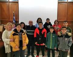 Με ουσία για τη συμπερίληψη, η επίσκεψη μαθητών του 33ου δημοτικού σχολείου στον δήμαρχο Τρικκαίων 