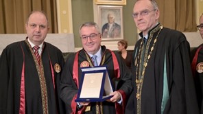 Επίτιμος διδάκτορας του ΑΠΘ ο Τρικαλινός καθηγητής  Ηλίας Μόσιαλος