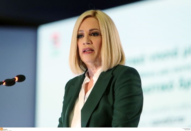 Η Φώφη είπε «όχι» στην υποψηφιότητα για την ηγεσία του ΚΙΝ.ΑΛ για να δώσει τη νέα μάχη της με τον καρκίνο