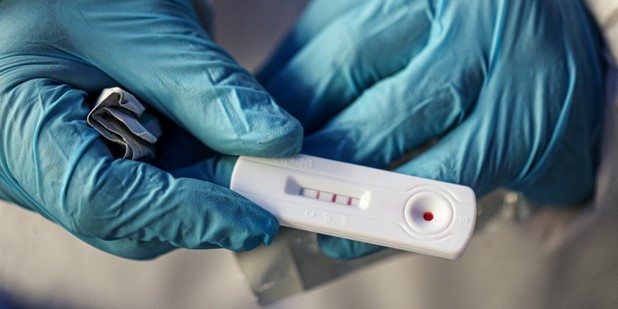 Τρίκαλα: Πού θα γίνουν δωρεάν rapid tests την Πέμπτη