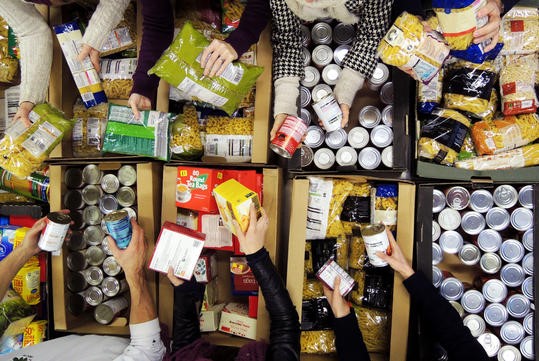 H Τράπεζα Τροφίμων Θεσσαλίας στήριξε στις γιορτές 620 οικογένειες 